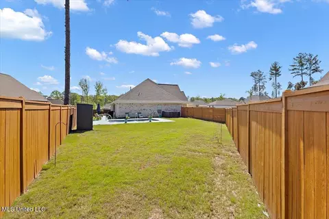 Exterior - 1110 Keeling Way, Brandon, MS 39047 photo 9 of 12