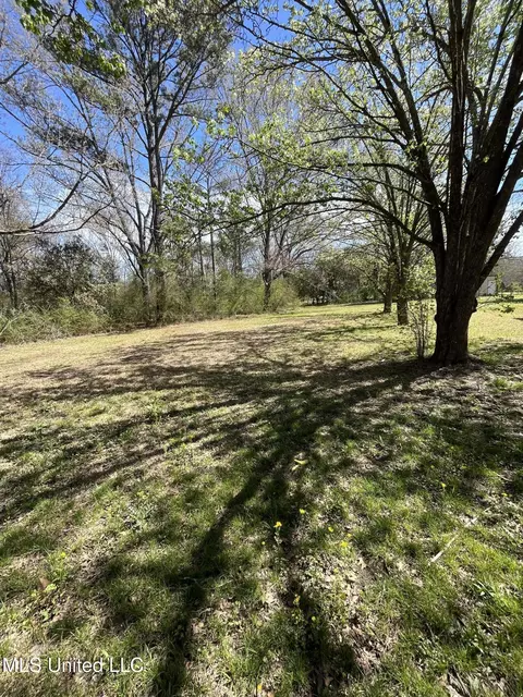 Exterior - 5020 Barrier Pl, Jackson, MS 39204 photo 4 of 4