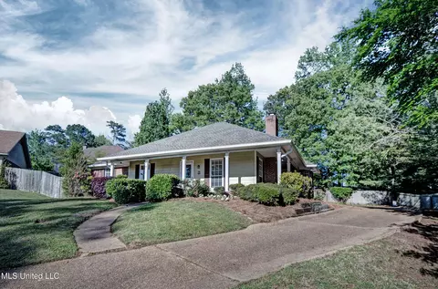 4 Piedmont Cv, Brandon, MS 39047