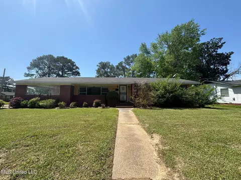 1053 Ellis Ave, Jackson, MS 39209