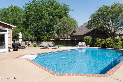 Exterior - 1192 Windrose Cir, Madison, MS 39110 photo 7 of 13