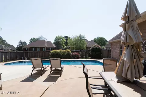 Exterior - 1192 Windrose Cir, Madison, MS 39110 photo 10 of 13