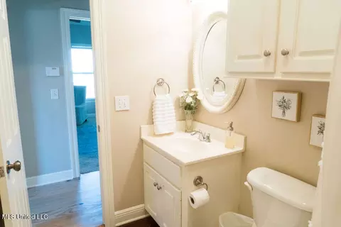 Bath - 1192 Windrose Cir, Madison, MS 39110 photo 5 of 8