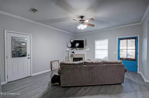 Entry Way - 608 Shadowridge Dr, Brandon, MS 39047 photo 1 of 1