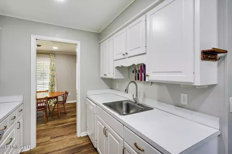 5326 Canton Heights Dr, Jackson, MS 39211 photo 15