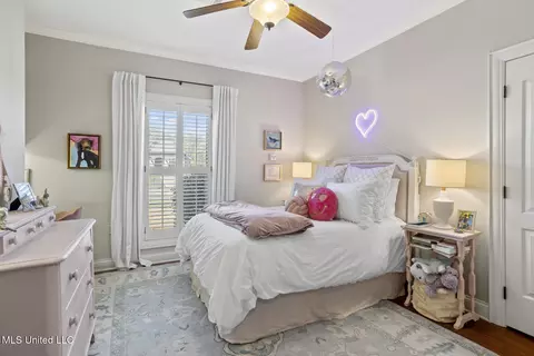 Bedroom - 543 Turtle Ln, Brandon, MS 39047 photo 3 of 4