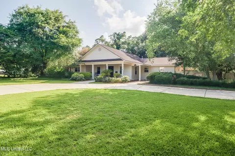 4117 Franklin Ave, Gulfport, MS 39507