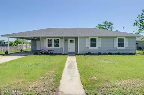 110 Spanish Cv, Waveland, MS 39576