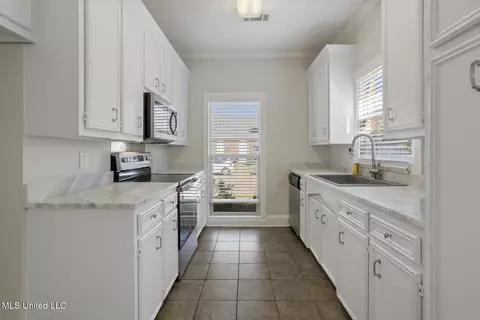 119 N N Brighton Dr, Jackson, MS 39211 photo 8
