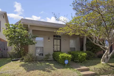 119 N N Brighton Dr, Jackson, MS 39211
