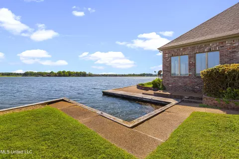 Exterior - 230 Belle Pointe Cir, Madison, MS 39110 photo 8 of 10