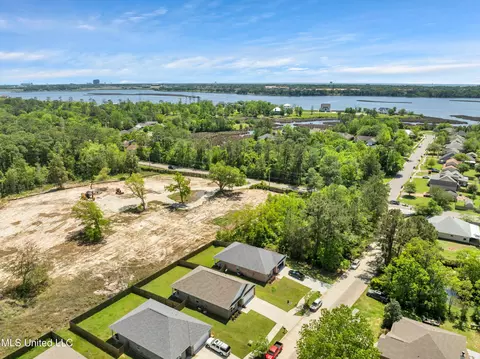 724 Waters View Dr, Biloxi, MS 39532 photo 30