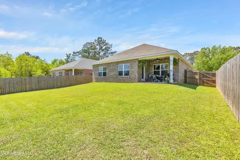 724 Waters View Dr, Biloxi, MS 39532 photo 27
