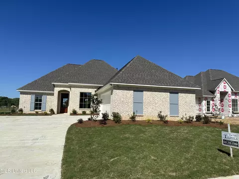 485 Aurora Cir, Canton, MS 39046