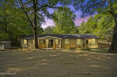 Exterior - 370 Mcgregor Rd, Wiggins, MS 39577 photo 1 of 7