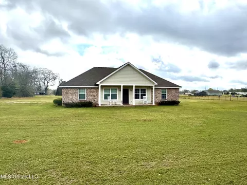 105 Clifton Brown Rd, Lucedale, MS 39452