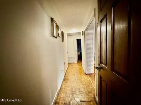 Entry Way - 2340 Queensroad Ave, Jackson, MS 39213 photo 1 of 1