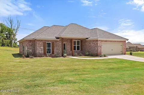 158 Walter Jones Rd, Mendenhall, MS 39114