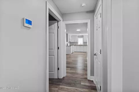 Entry Way - 32 Pine St, Sumrall, MS 39482 photo 1 of 1