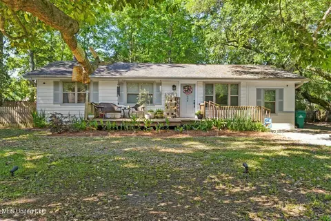 504 Telly Rd, Picayune, MS 39466