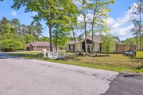 Exterior - 8316 Amoka Dr, Diamondhead, MS 39525 photo 10 of 10