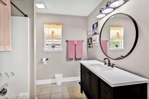 Bath - 8316 Amoka Dr, Diamondhead, MS 39525 photo 2 of 2