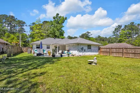 Exterior - 8316 Amoka Dr, Diamondhead, MS 39525 photo 7 of 10