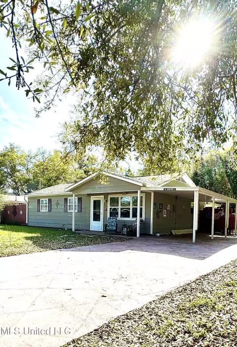 105 Galloway St, Long Beach, MS 39560