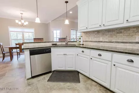 149 Hampton Pl, Madison, MS 39110 photo 10