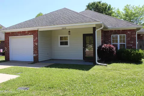 1210 Coachlight Cv, Brandon, MS 39042