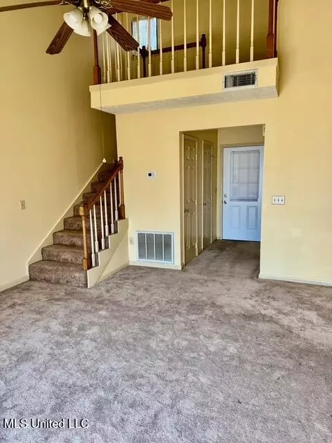 976 Garvin St, Jackson, MS 39206 photo 6