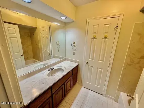 976 Garvin St, Jackson, MS 39206 photo 19