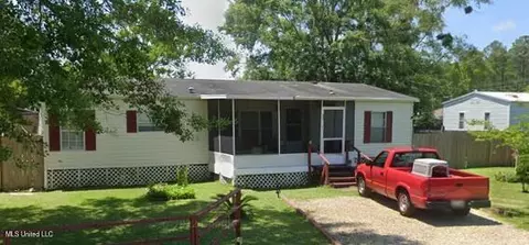8117 Durango Ave, Biloxi, MS 39532