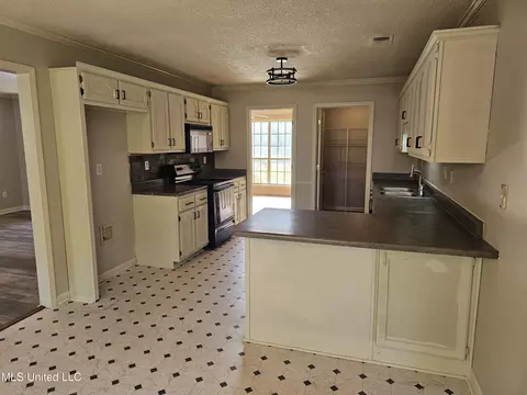 5746 Eagleston Dr, Olive Branch, MS 38654 photo 12