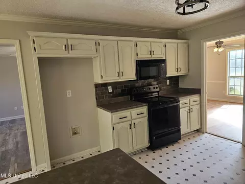 5746 Eagleston Dr, Olive Branch, MS 38654 photo 13