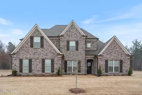 2080 Gracie Rd, Hernando, MS 38632