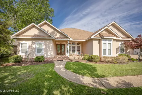 3629 Perryman Rd, Ocean Springs, MS 39564