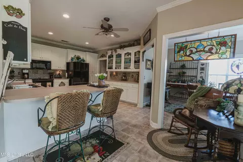 417 Devonport Cir, Raymond, MS 39154 photo 6