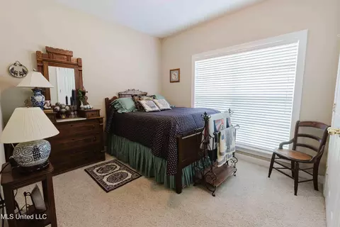 417 Devonport Cir, Raymond, MS 39154 photo 11