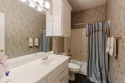417 Devonport Cir, Raymond, MS 39154 photo 12