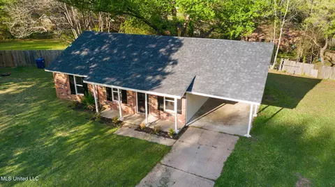 5820 Gray Cv, Horn Lake, MS 38637