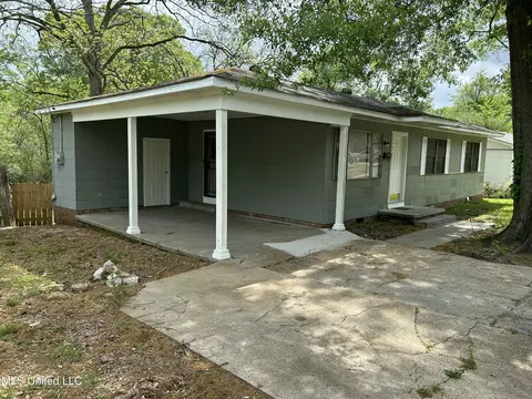 1110 Barbara Ann Dr, Jackson, MS 39204