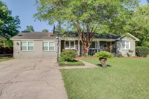 5102 Obryan Ave, Gulfport, MS 39507