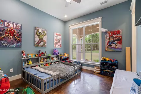 Bedroom - 6978 Vaiden Rd, Hernando, MS 38632 photo 1 of 6