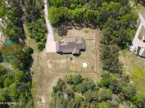 View/Area - 6978 Vaiden Rd, Hernando, MS 38632 photo 3 of 4