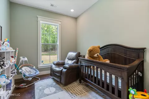 Bedroom - 6978 Vaiden Rd, Hernando, MS 38632 photo 2 of 6