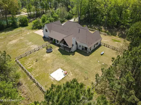 Exterior - 6978 Vaiden Rd, Hernando, MS 38632 photo 16 of 16