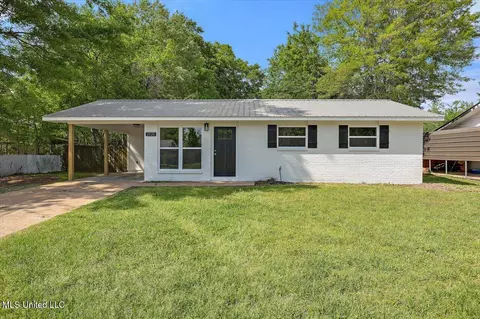 2020 Loyd St, Pearl, MS 39208
