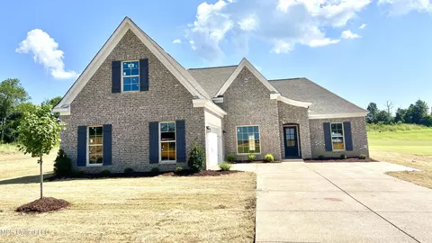 2078 Legacy Ln, Hernando, MS 38632
