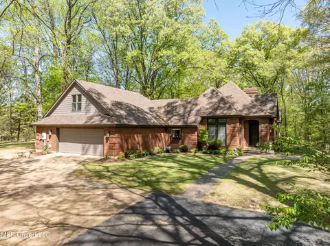 1651 Malone Rd, Nesbit, MS 38651